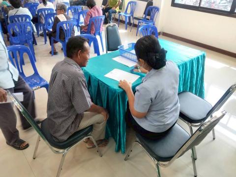 โครงการตัดแว่นตา ให้ผู้สูงอายุ ตำบลแสลงพัน ปีงบประมาณ 2569