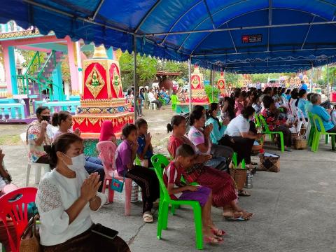 กิจกรรมสืบสานงานประเพณีอีสานการสวดมนต์หมู่ทำนองสรภัญญะ